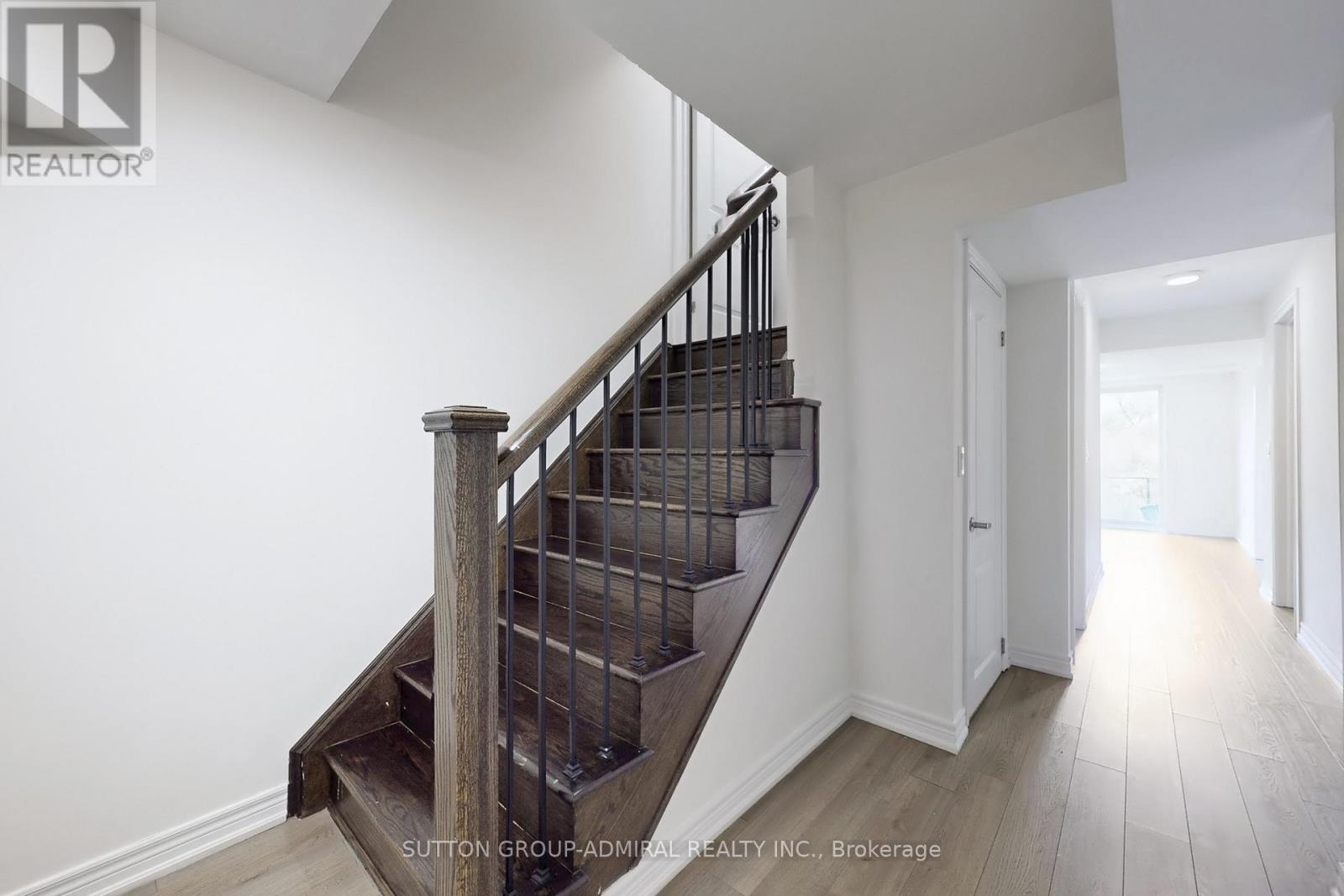 74 Davenfield Circle, Brampton, Ontario  L6P 4M2 - Photo 38 - W12460317