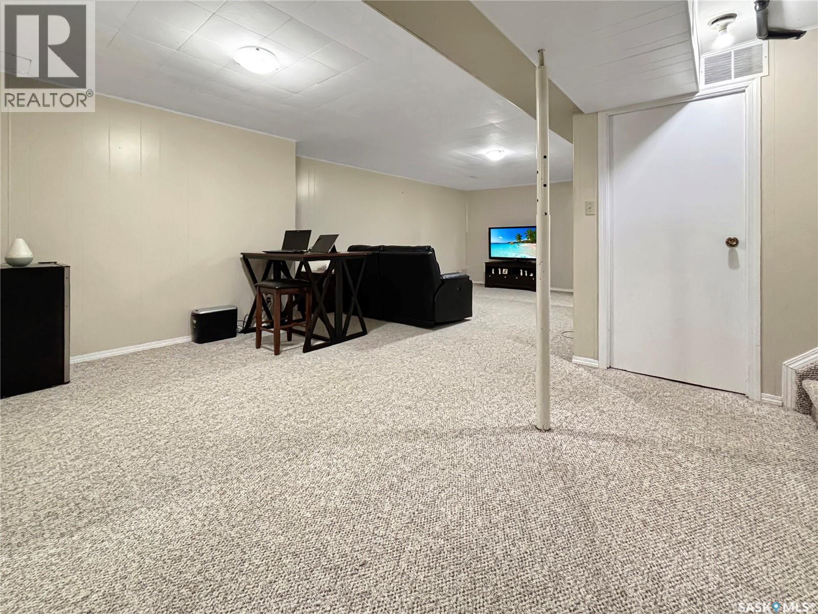 9807 21st Avenue, North Battleford, Saskatchewan  S9A 3K4 - Photo 12 - SK020763