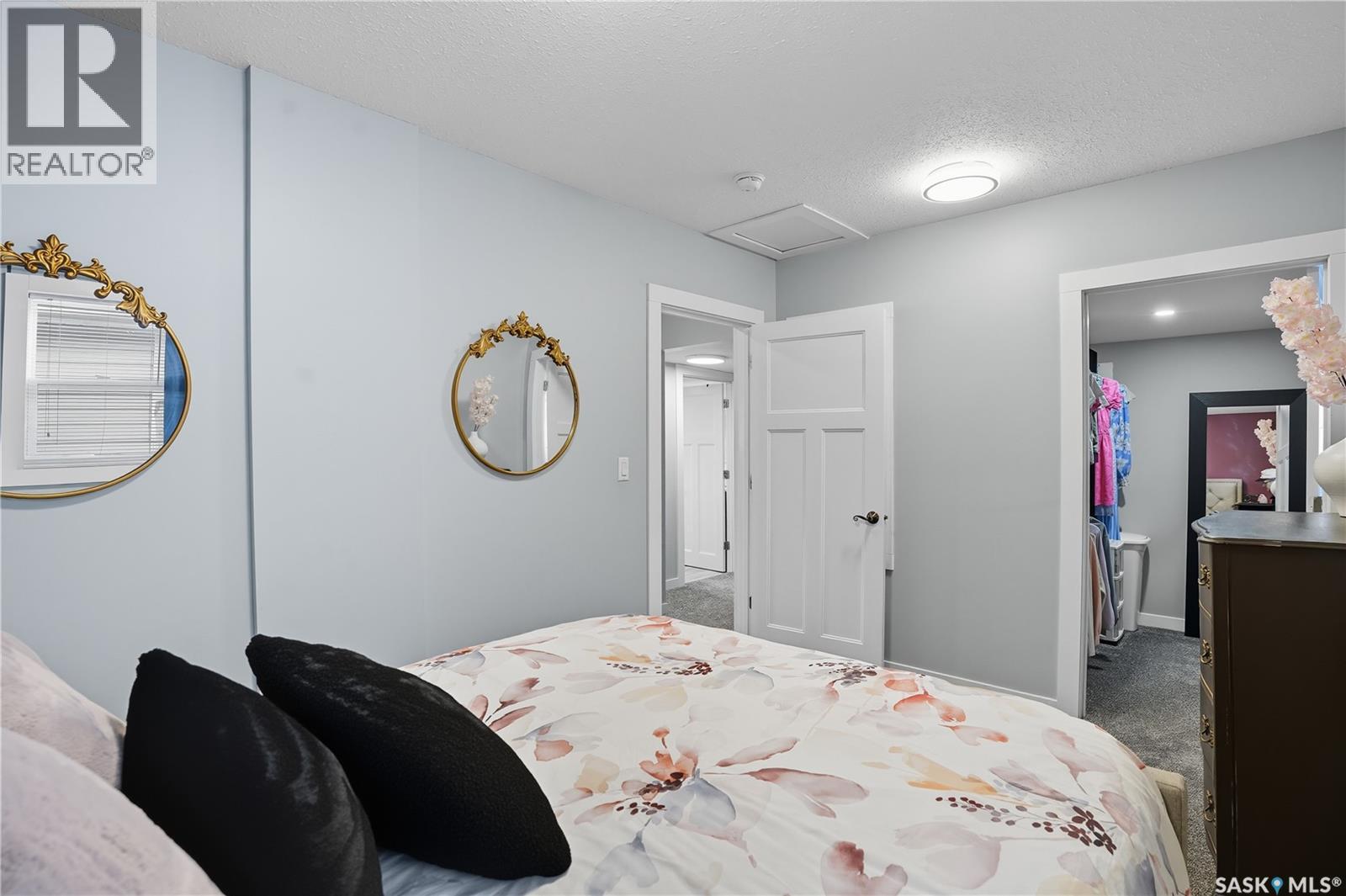 1011 Iroquois Street W, Moose Jaw, Saskatchewan  S6H 5B7 - Photo 21 - SK020746