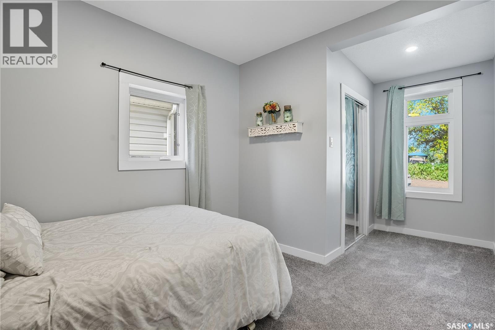 1011 Iroquois Street W, Moose Jaw, Saskatchewan  S6H 5B7 - Photo 24 - SK020746