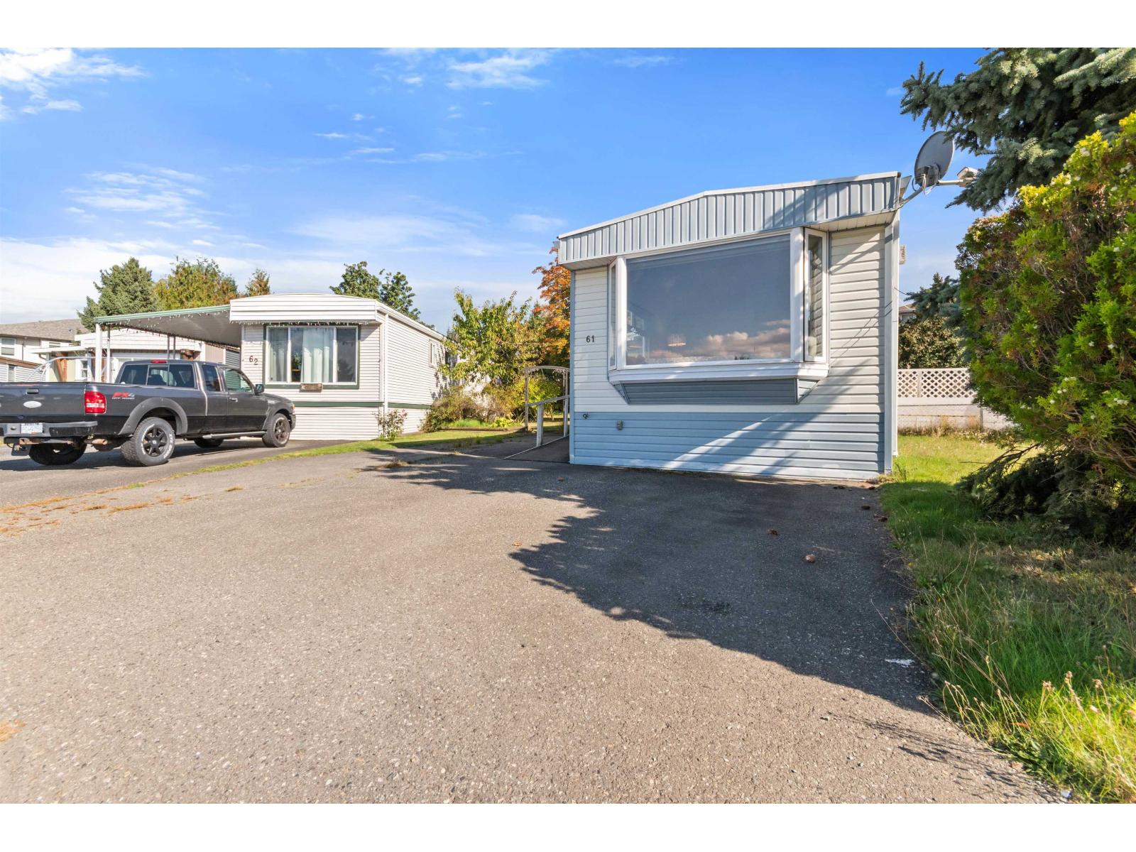 61 45640 Watson Road, Garrison Crossing, Chilliwack, British Columbia  V2R 3R1 - Photo 2 - R3057562