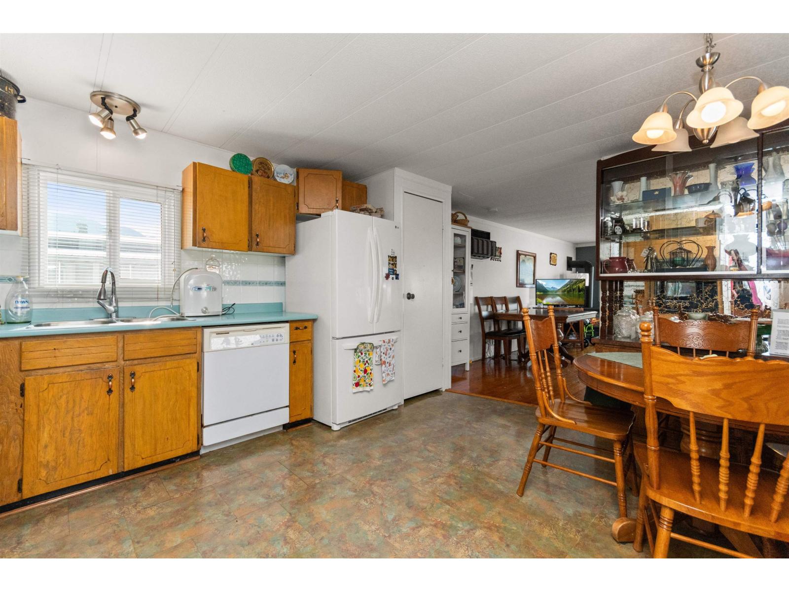 61 45640 Watson Road, Garrison Crossing, Chilliwack, British Columbia  V2R 3R1 - Photo 13 - R3057562