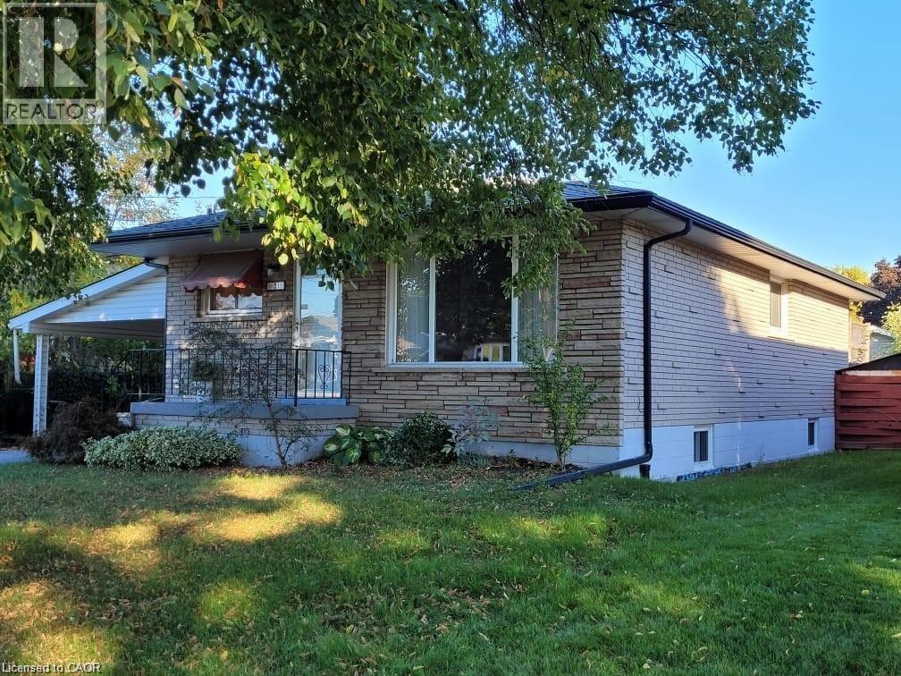 25 Greeningdon Drive, Hamilton, Ontario  L9A 3A8 - Photo 1 - 40778108