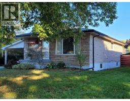 25 GREENINGDON Drive, Hamilton, Ontario