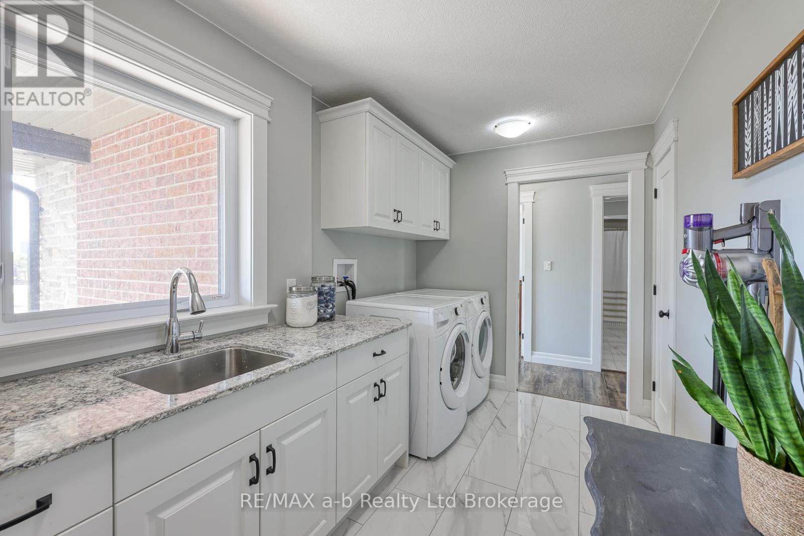 49286 Ashland Avenue, Malahide, Ontario  N0L 2J0 - Photo 14 - X12420869