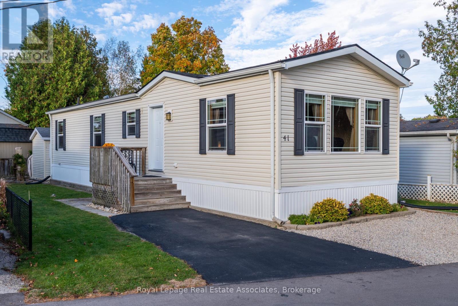 41 CEDARBUSH CRESCENT, Puslinch, Ontario