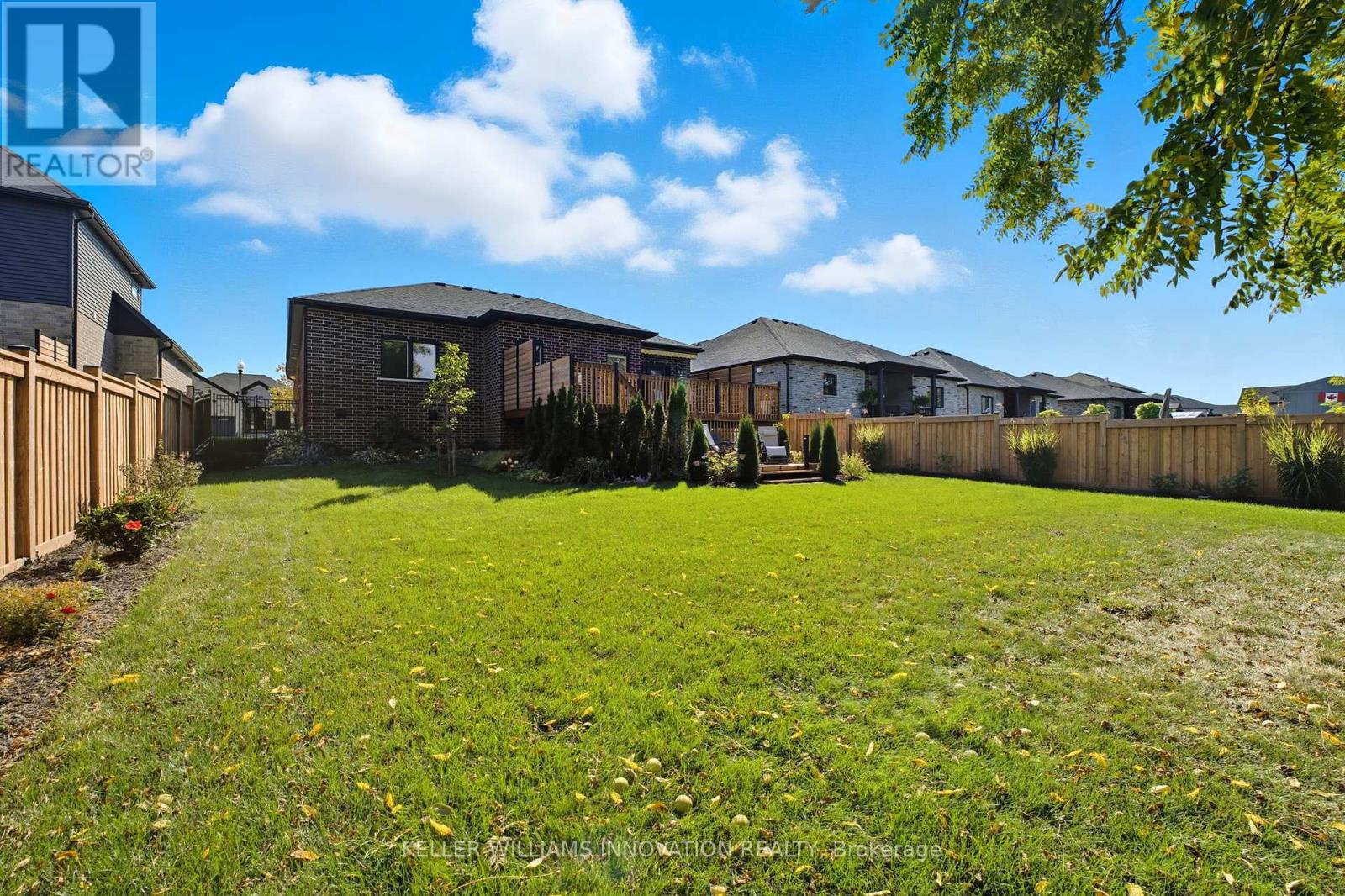 19 Gilmer Crescent, North Perth (Listowel), Ontario  N4W 0H2 - Photo 36 - X12460253