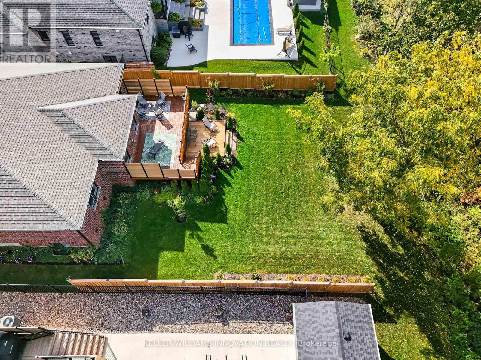 19 Gilmer Crescent, North Perth (Listowel), Ontario  N4W 0H2 - Photo 4 - X12460253