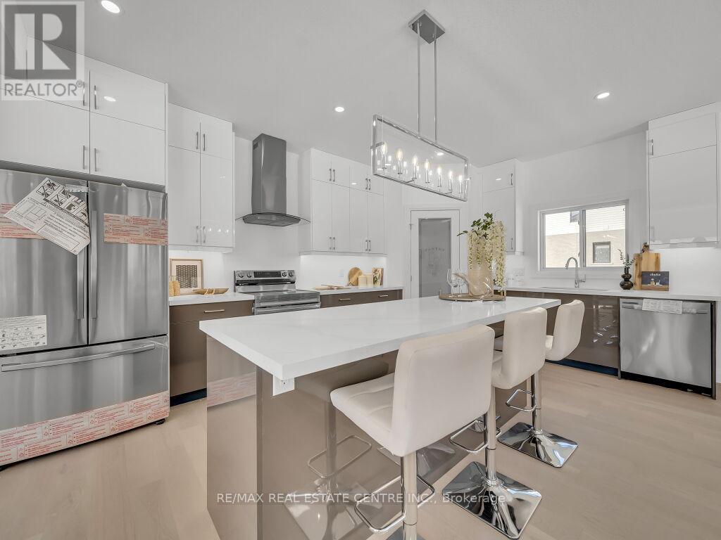 Lot 25 - 845 Darnley Boulevard, London South (South U), Ontario  N6M 0L9 - Photo 7 - X12460265