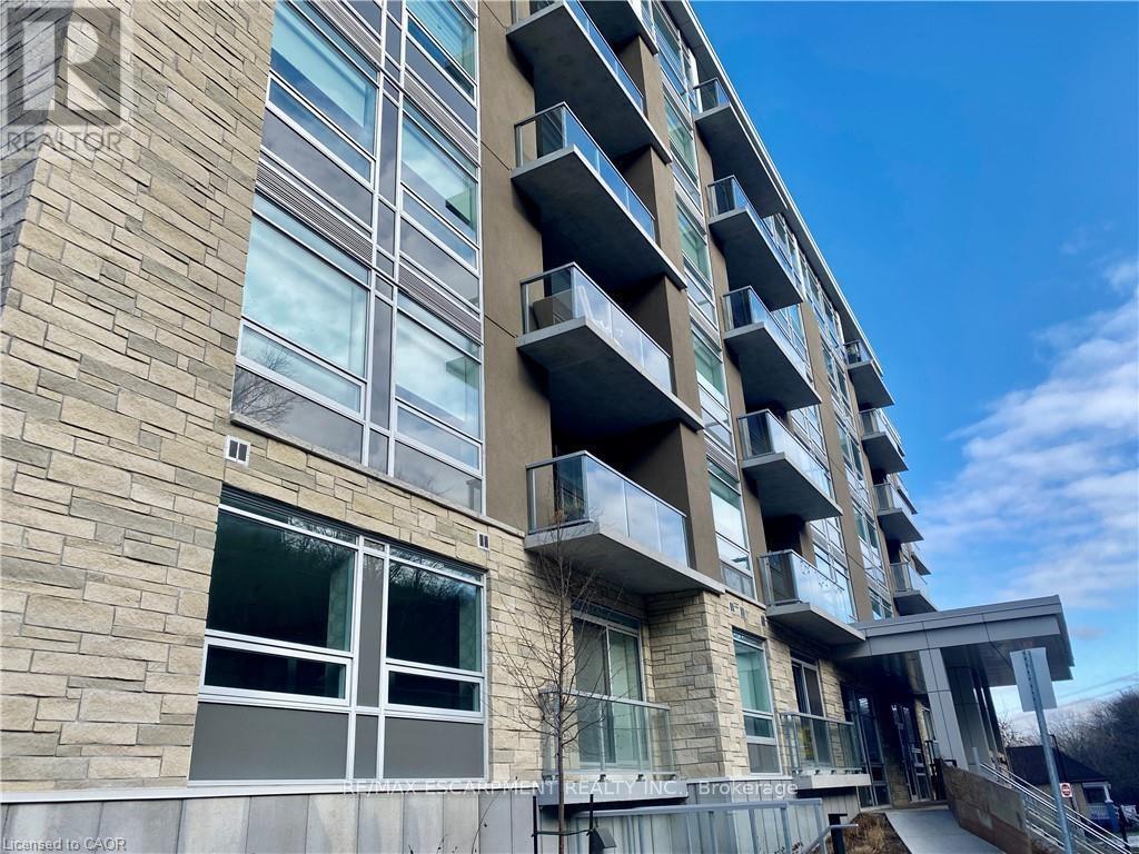 410 - 479 Charlton Avenue E, Hamilton, Ontario  L8N 0B4 - Photo 2 - X12460271