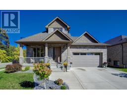 6 GORE ESTATE COURT, North Dumfries, Ontario
