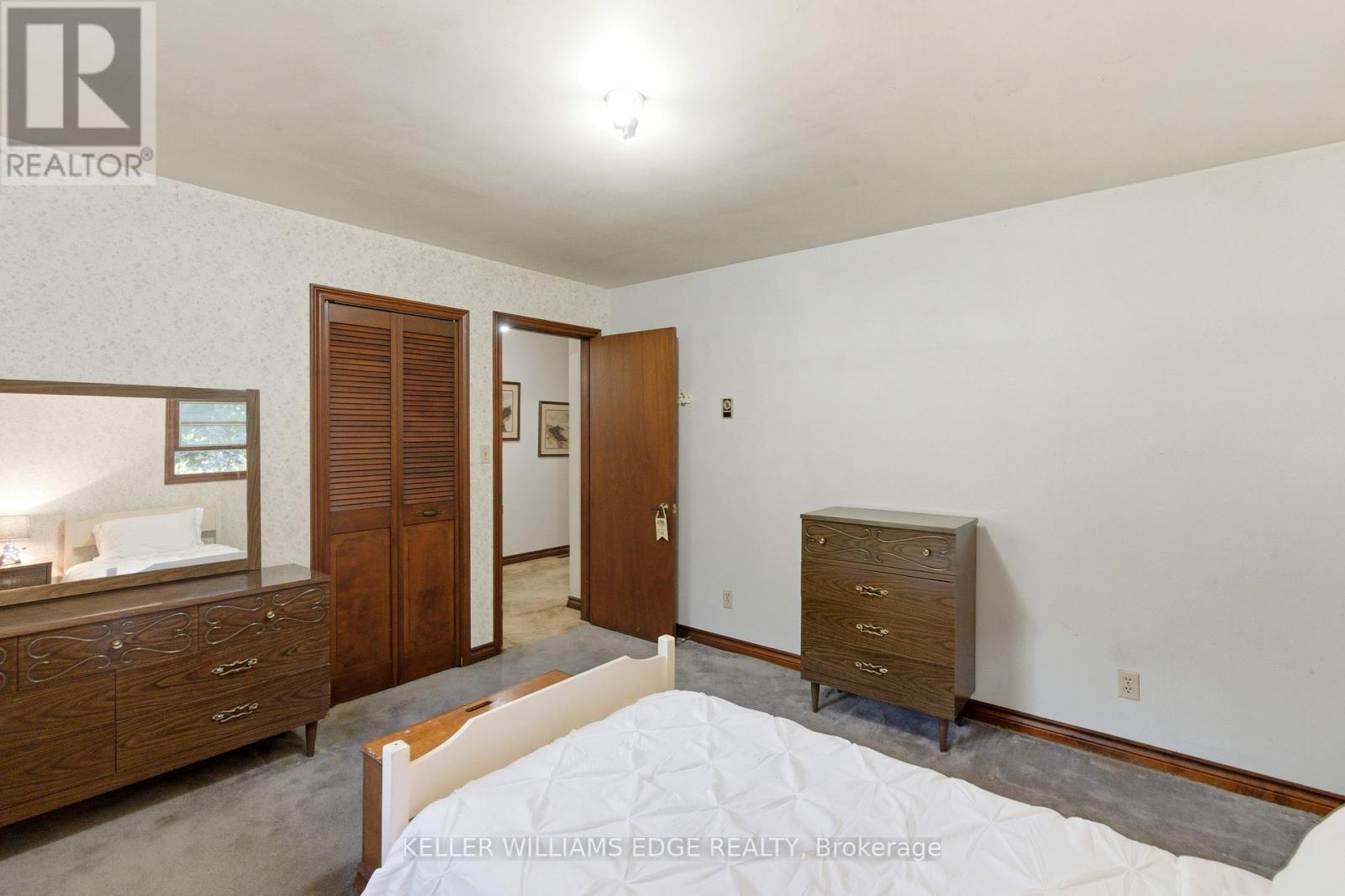 1043 Safari Road, Hamilton, Ontario  L0R 1V0 - Photo 26 - X12460302