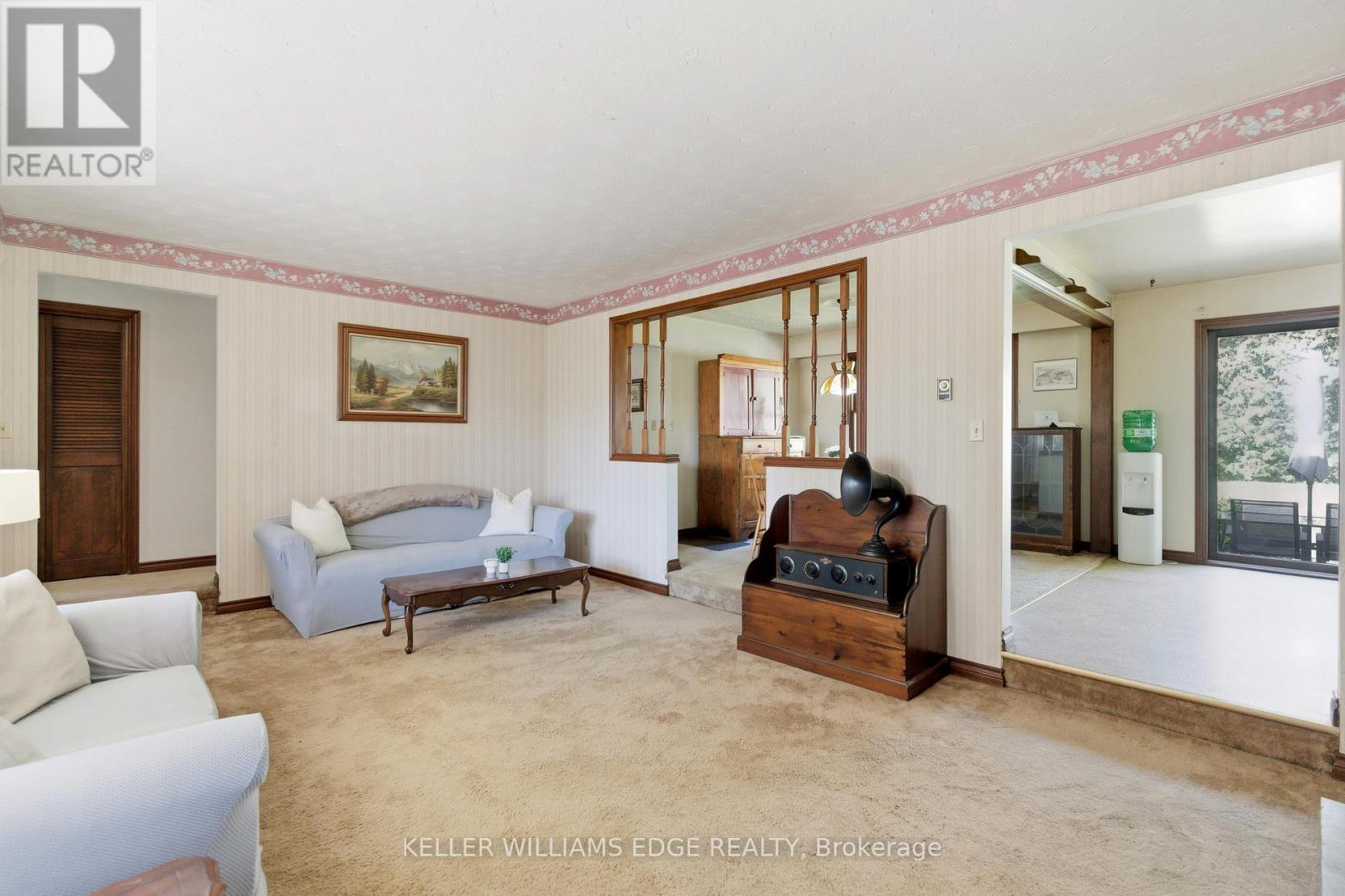 1043 Safari Road, Hamilton, Ontario  L0R 1V0 - Photo 7 - X12460302