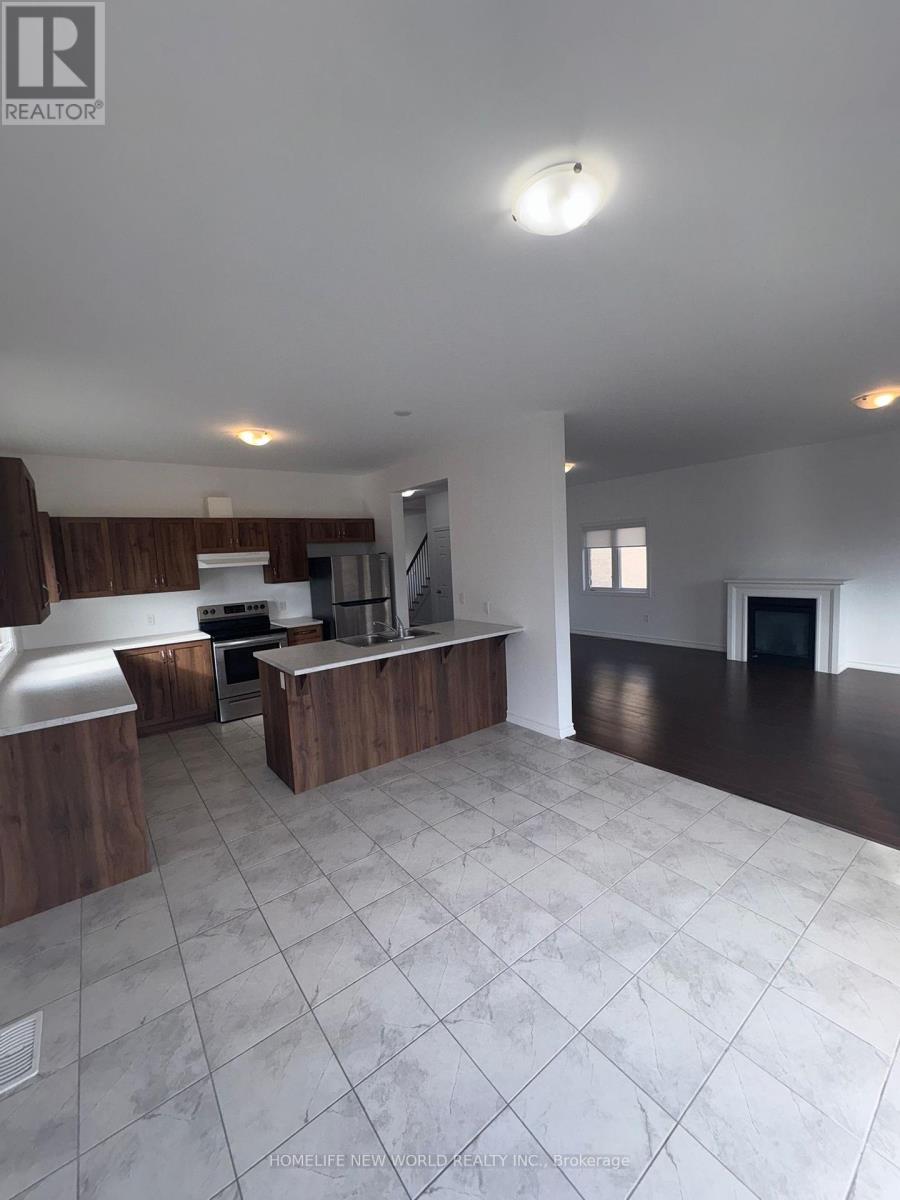 112 Brennan Crescent, Loyalist, Ontario  K0H 2H0 - Photo 2 - X12460324