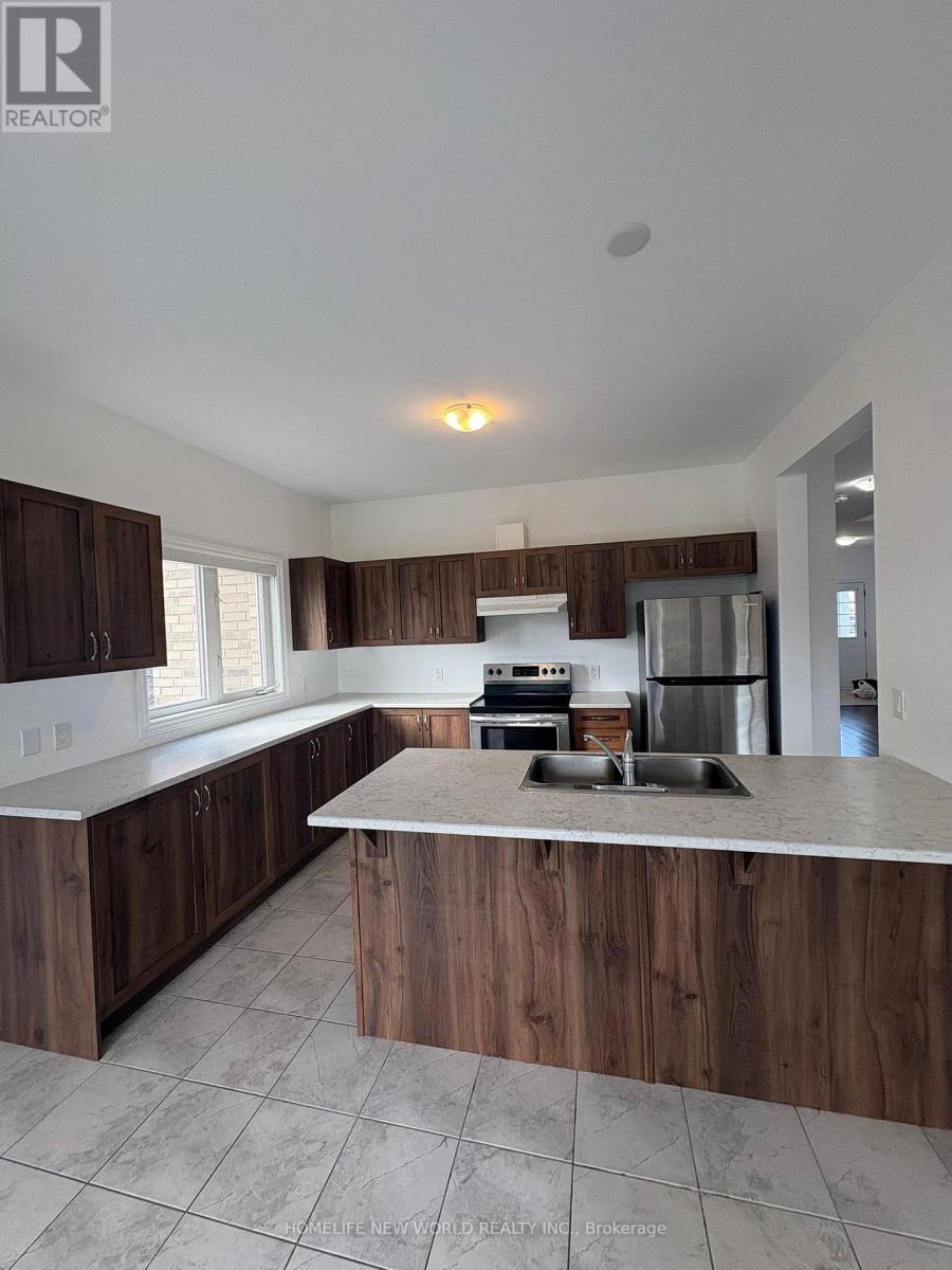 112 Brennan Crescent, Loyalist, Ontario  K0H 2H0 - Photo 3 - X12460324