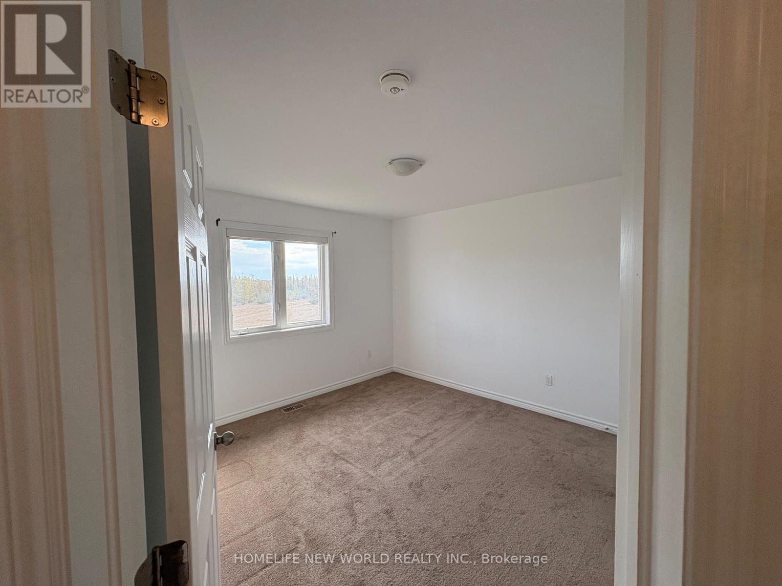 112 Brennan Crescent, Loyalist, Ontario  K0H 2H0 - Photo 5 - X12460324