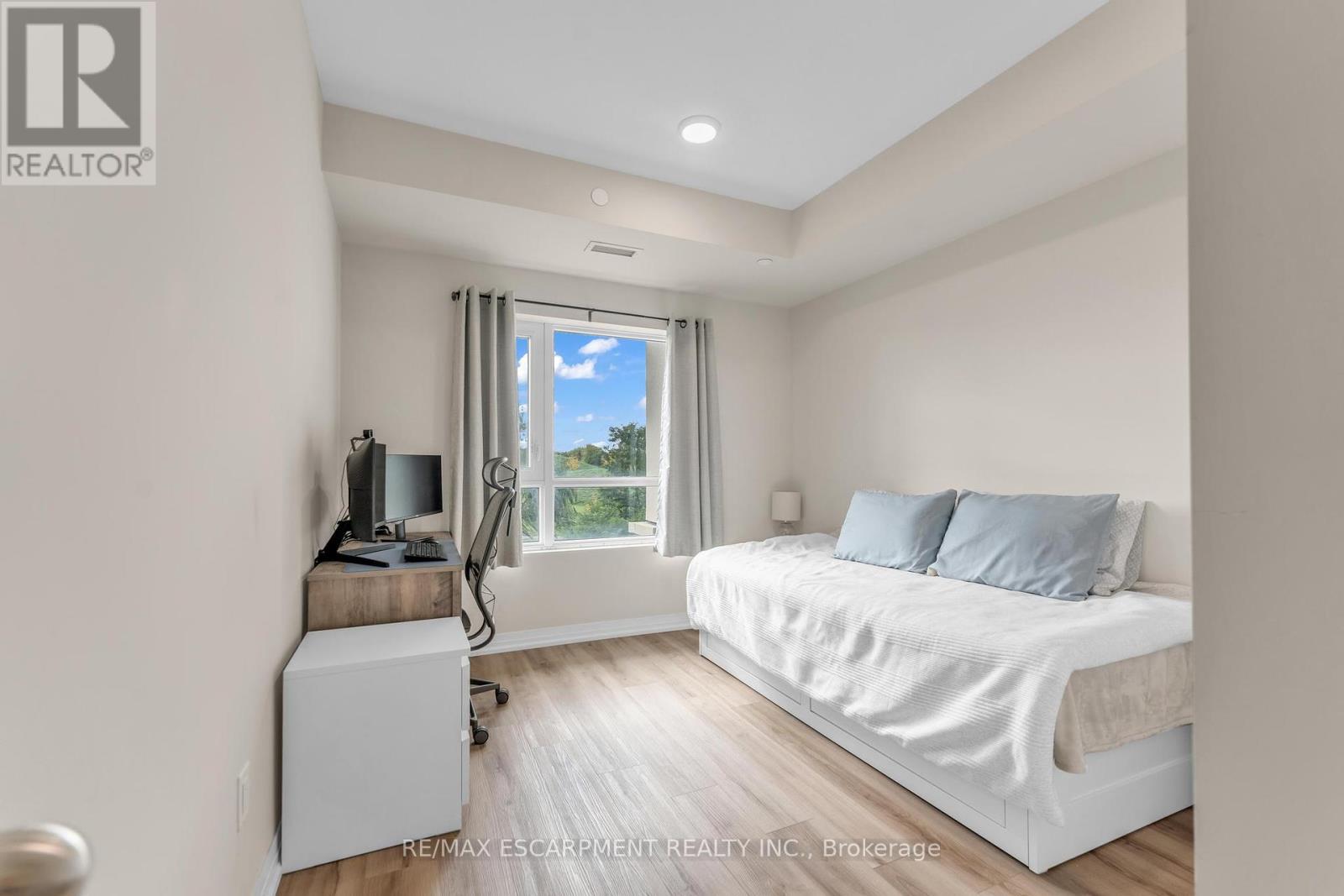 231 - 50 Herrick Avenue, St. Catharines (Oakdale), Ontario  L2P 0G3 - Photo 23 - X12460327