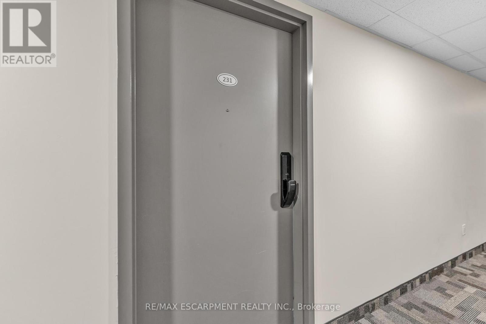 231 - 50 Herrick Avenue, St. Catharines (Oakdale), Ontario  L2P 0G3 - Photo 25 - X12460327