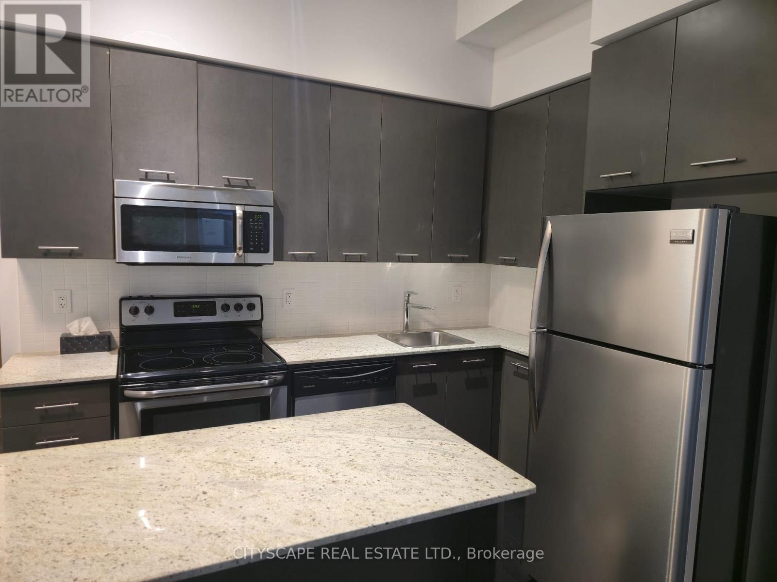 609 - 365 Prince Of Wales Drive, Mississauga, Ontario  L5B 0G6 - Photo 15 - W12457485