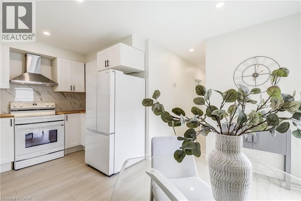 82 West 1st Street, Hamilton, Ontario  L9C 3C4 - Photo 18 - 40778751