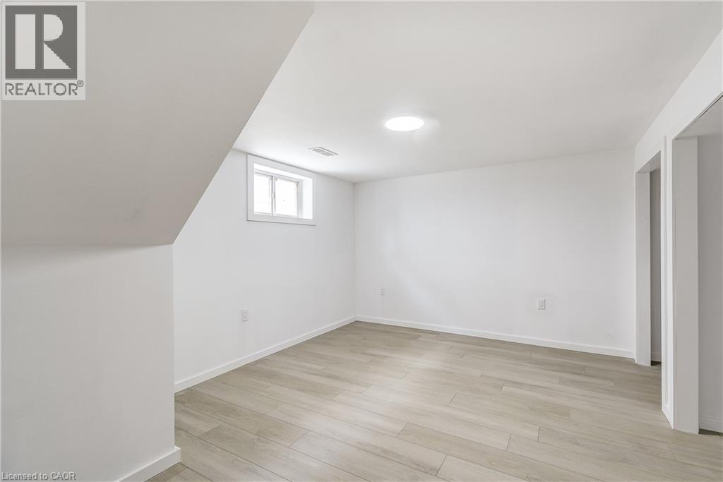 82 West 1st Street, Hamilton, Ontario  L9C 3C4 - Photo 27 - 40778751