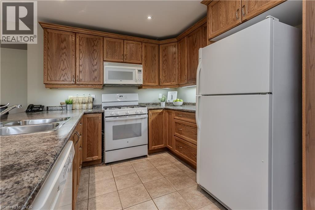 3 Diiorio Circle, Ancaster, Ontario  L9K 1S9 - Photo 15 - 40778458
