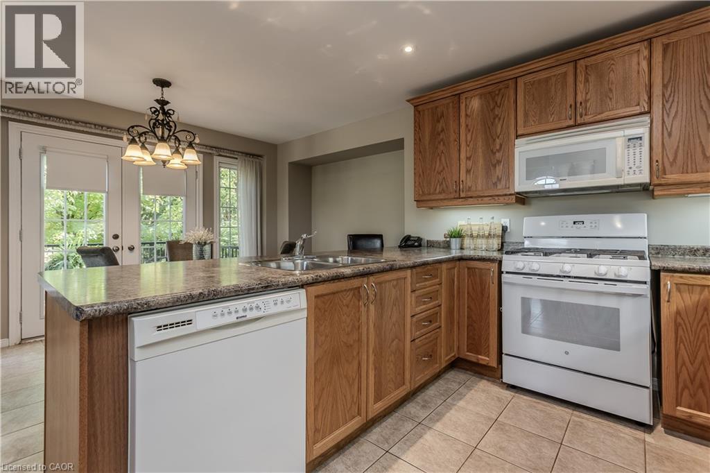 3 Diiorio Circle, Ancaster, Ontario  L9K 1S9 - Photo 16 - 40778458