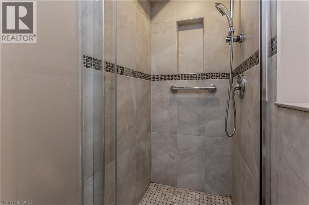 3 Diiorio Circle, Ancaster, Ontario  L9K 1S9 - Photo 33 - 40778458