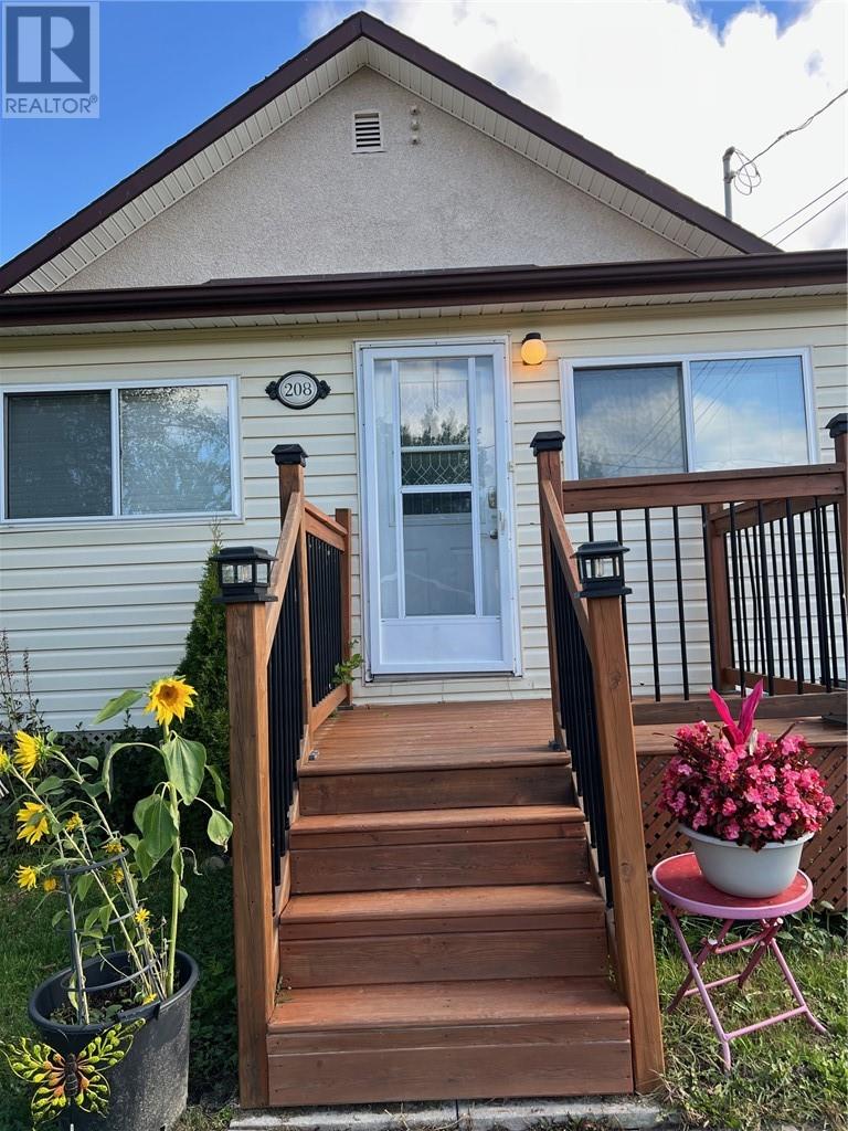 208 Dufferin Street, Sudbury, Ontario  P3C 4W6 - Photo 2 - 2125201