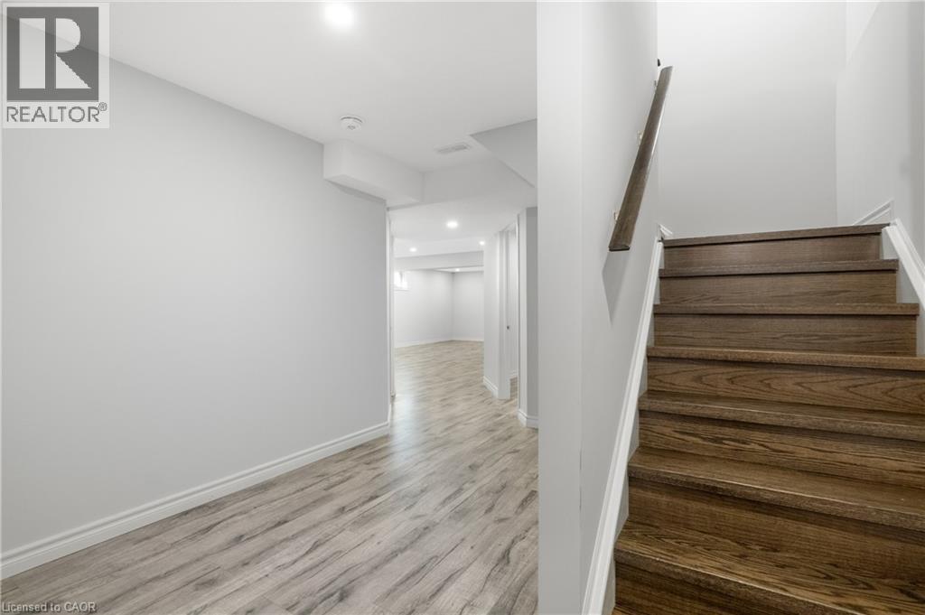 176 Pine Valley Drive, Kitchener, Ontario  N2P 2V8 - Photo 35 - 40776728