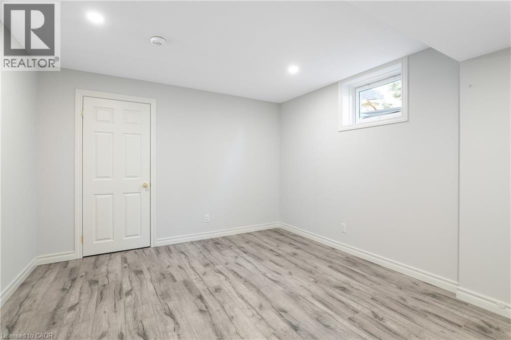 176 Pine Valley Drive, Kitchener, Ontario  N2P 2V8 - Photo 36 - 40776728
