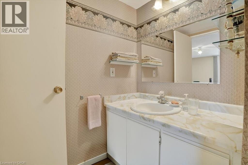 65 Westmount Road N Unit# 108, Waterloo, Ontario  N2L 5G6 - Photo 25 - 40775898