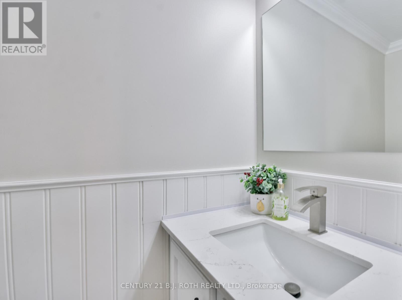 25 Keats Drive, Barrie, Ontario  L4N 6C9 - Photo 17 - S12460109