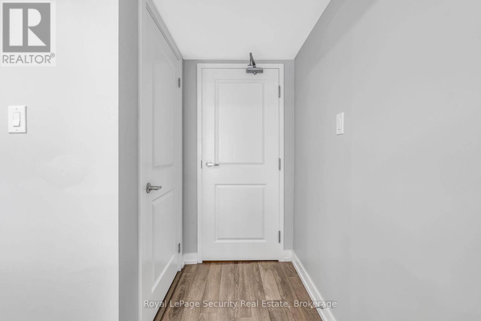 61 - 2315 Sheppard Avenue W, Toronto, Ontario  M9M 3A4 - Photo 5 - W12394689
