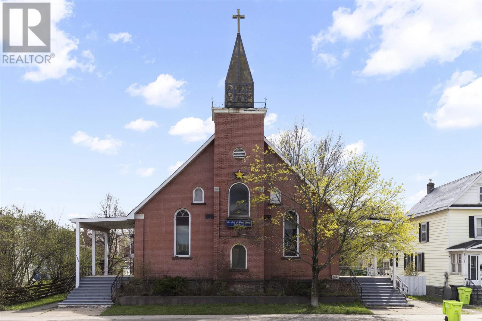 549 Cathcart St, Sault Ste. Marie, Ontario  P6A 1G6 - Photo 2 - SM251694