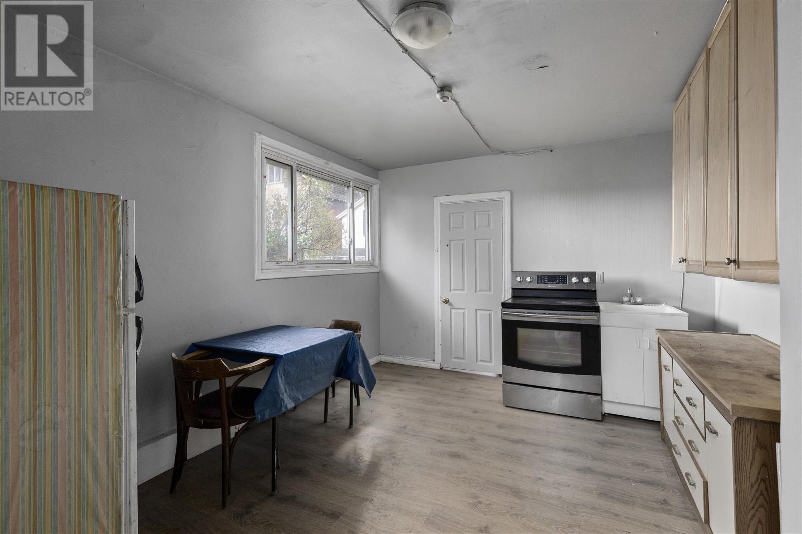 549 Cathcart St, Sault Ste. Marie, Ontario  P6A 1G6 - Photo 10 - SM251694