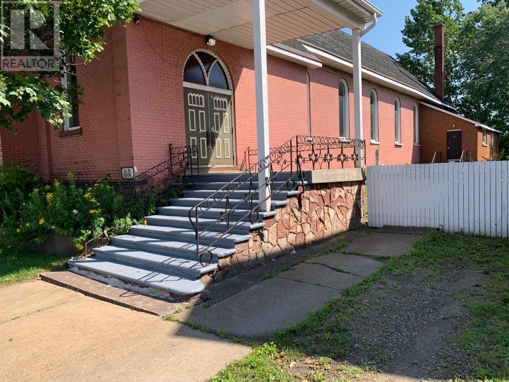 549 Cathcart St, Sault Ste. Marie, Ontario  P6A 1G6 - Photo 5 - SM251694