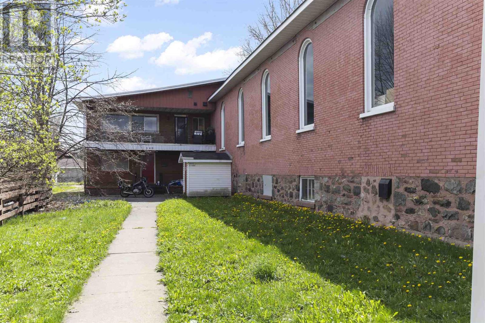 549 Cathcart St, Sault Ste. Marie, Ontario  P6A 1G6 - Photo 6 - SM251694