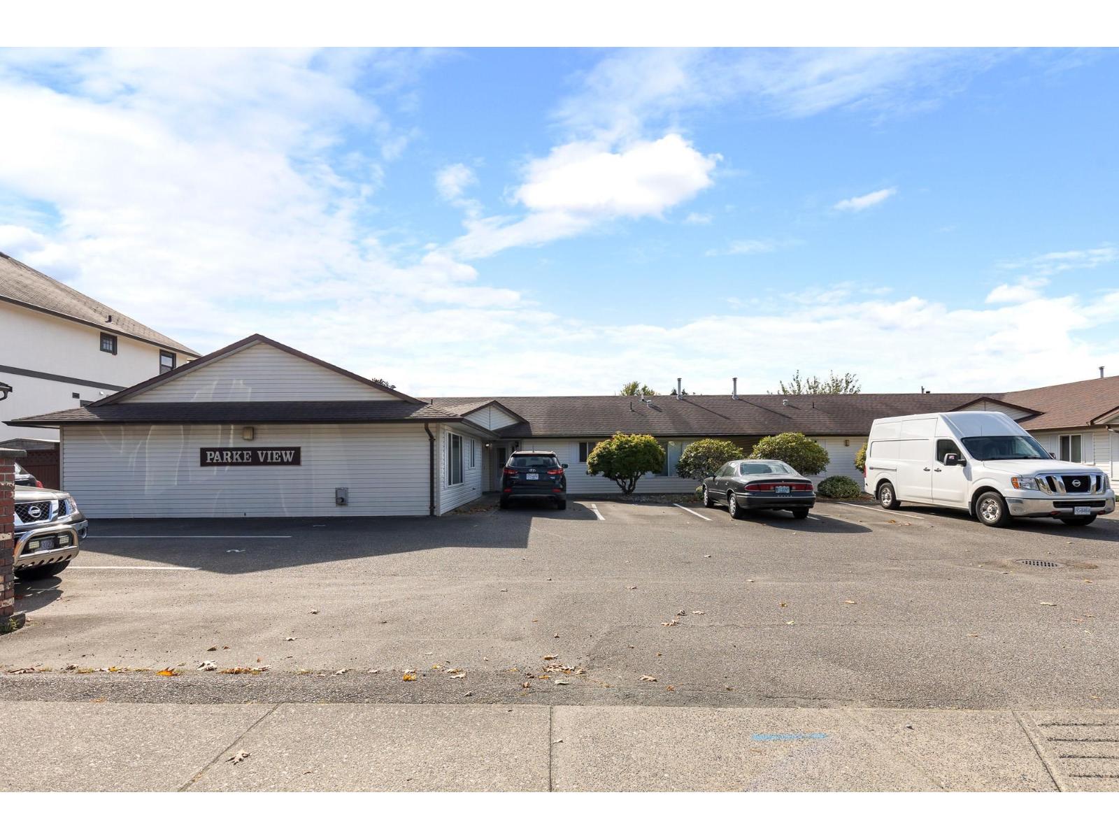 2 45344 Hodgins Avenue, Chilliwack Proper West, Chilliwack, British Columbia V2P 1P5 - Photo 2 - R3057073