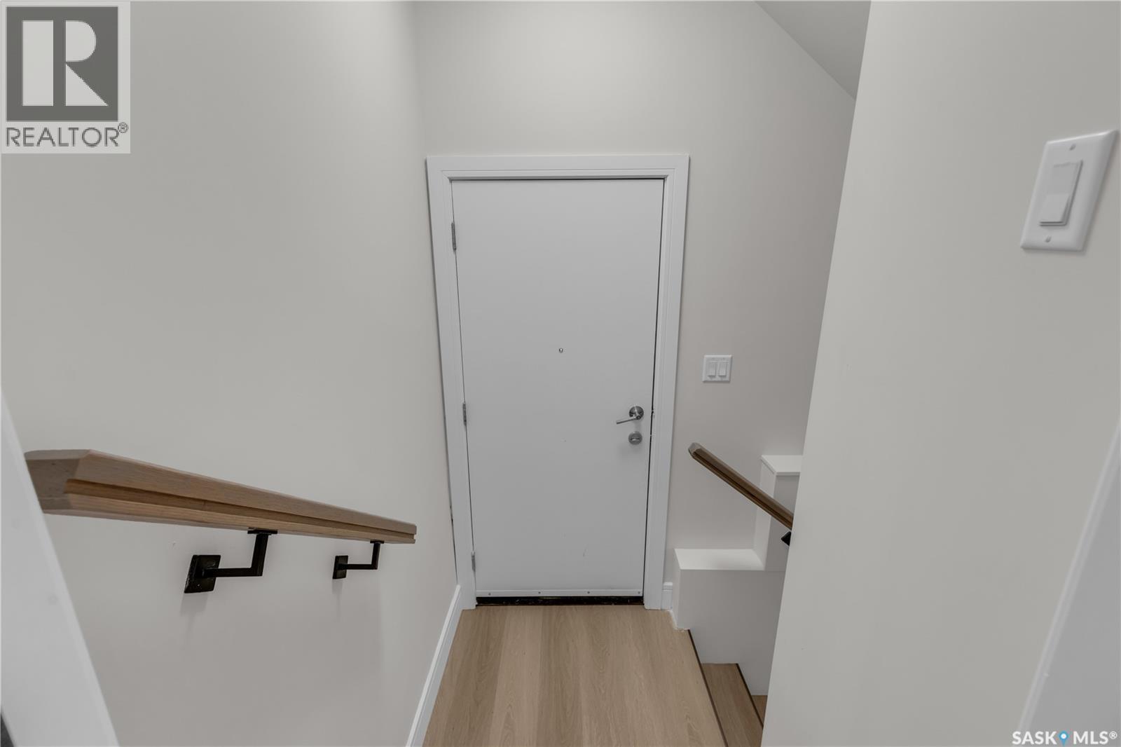 534 K Avenue N, Saskatoon, Saskatchewan  S7L 2M7 - Photo 23 - SK015357