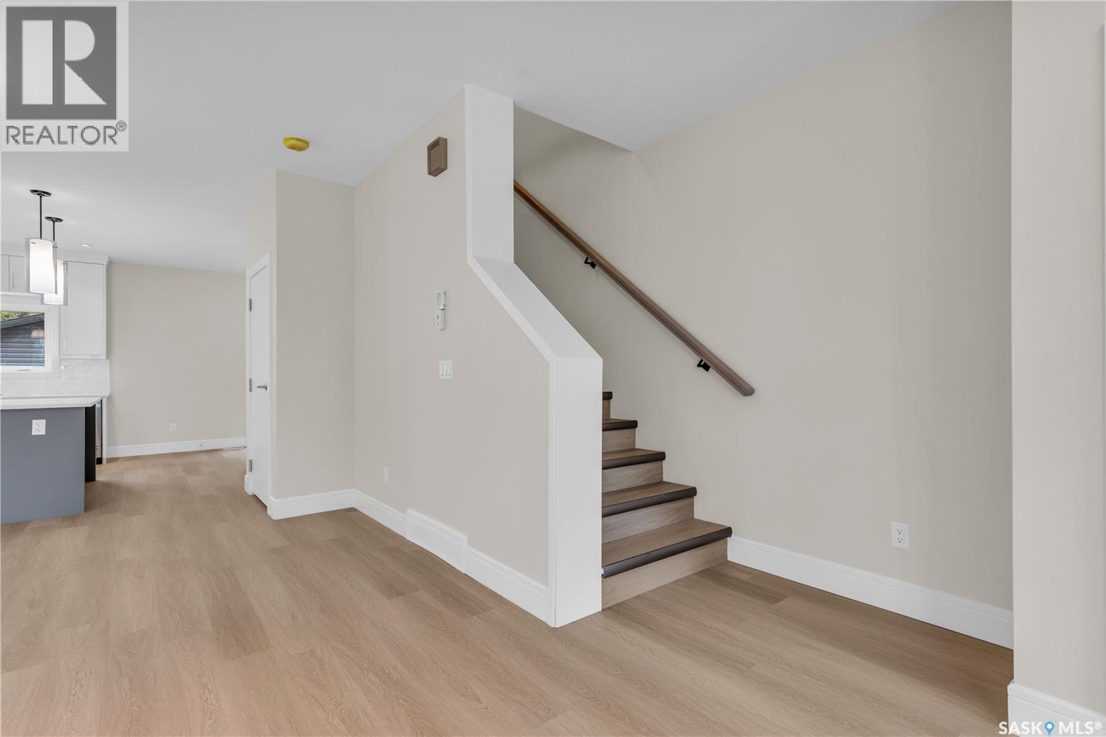 534 K Avenue N, Saskatoon, Saskatchewan  S7L 2M7 - Photo 10 - SK015357
