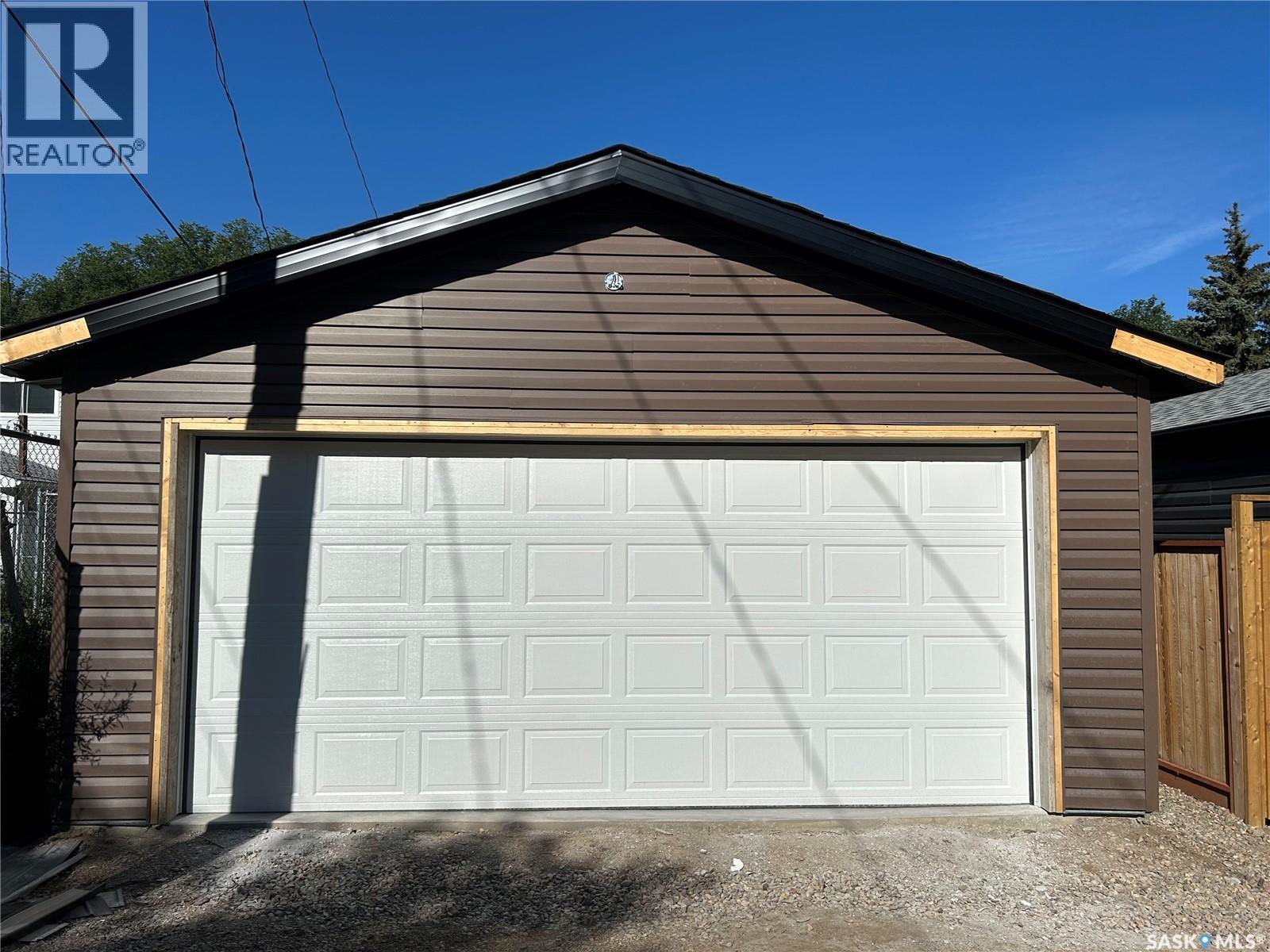 534 K Avenue N, Saskatoon, Saskatchewan  S7L 2M7 - Photo 5 - SK015357