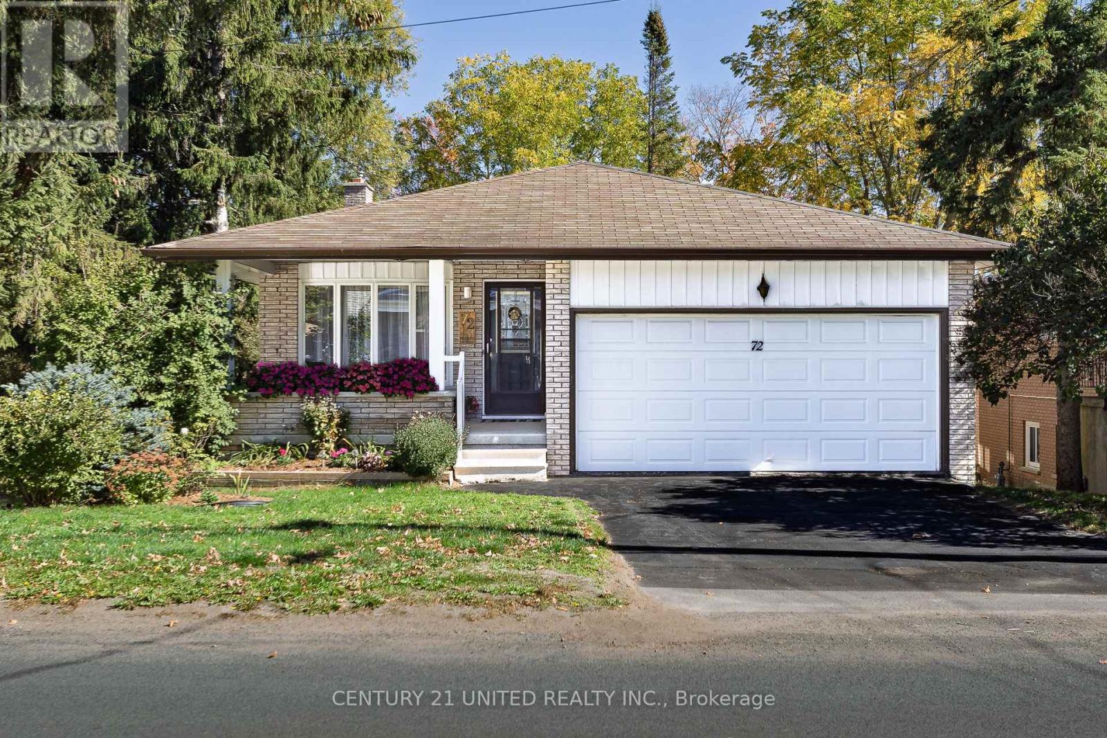 72 Regent Street, Selwyn, Ontario  K0L 2H0 - Photo 1 - X12460540