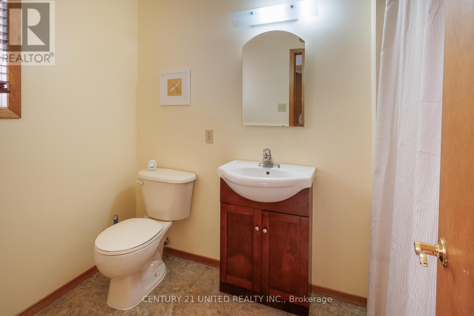 72 Regent Street, Selwyn, Ontario  K0L 2H0 - Photo 36 - X12460540