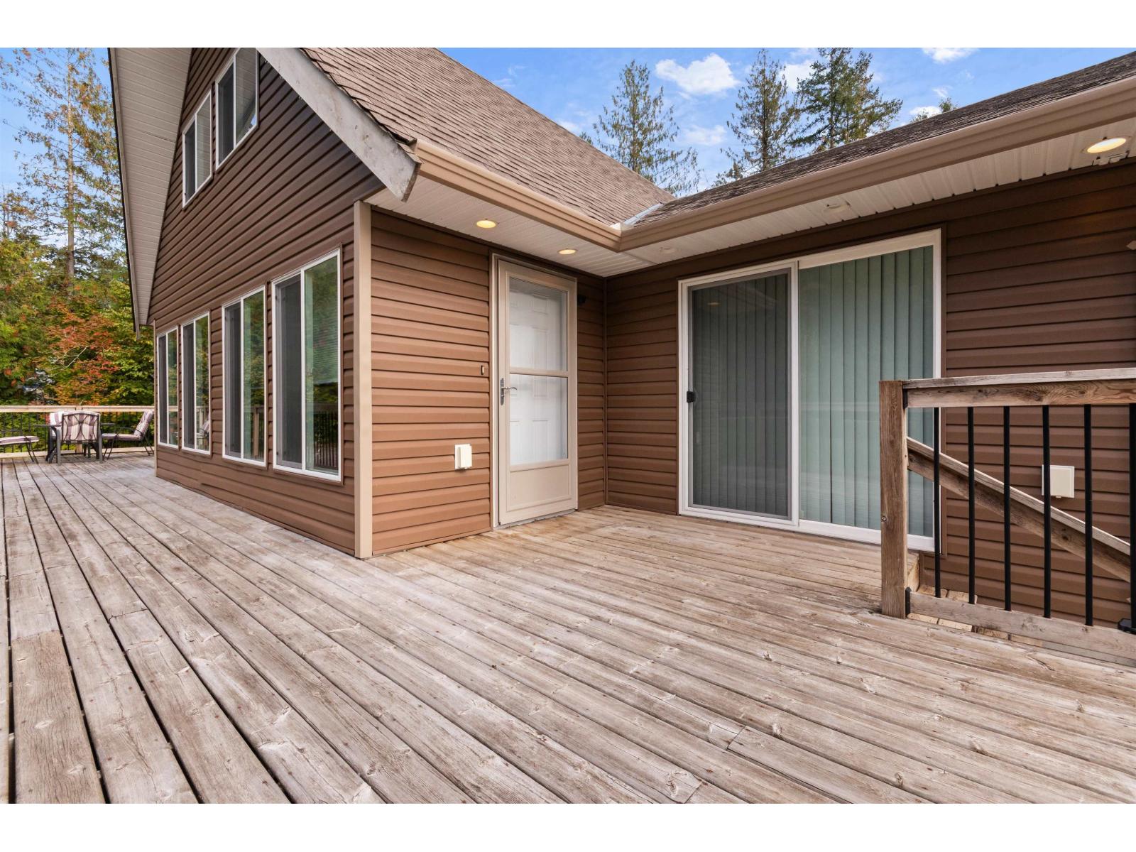 26542 Reynolds Road, Yale 