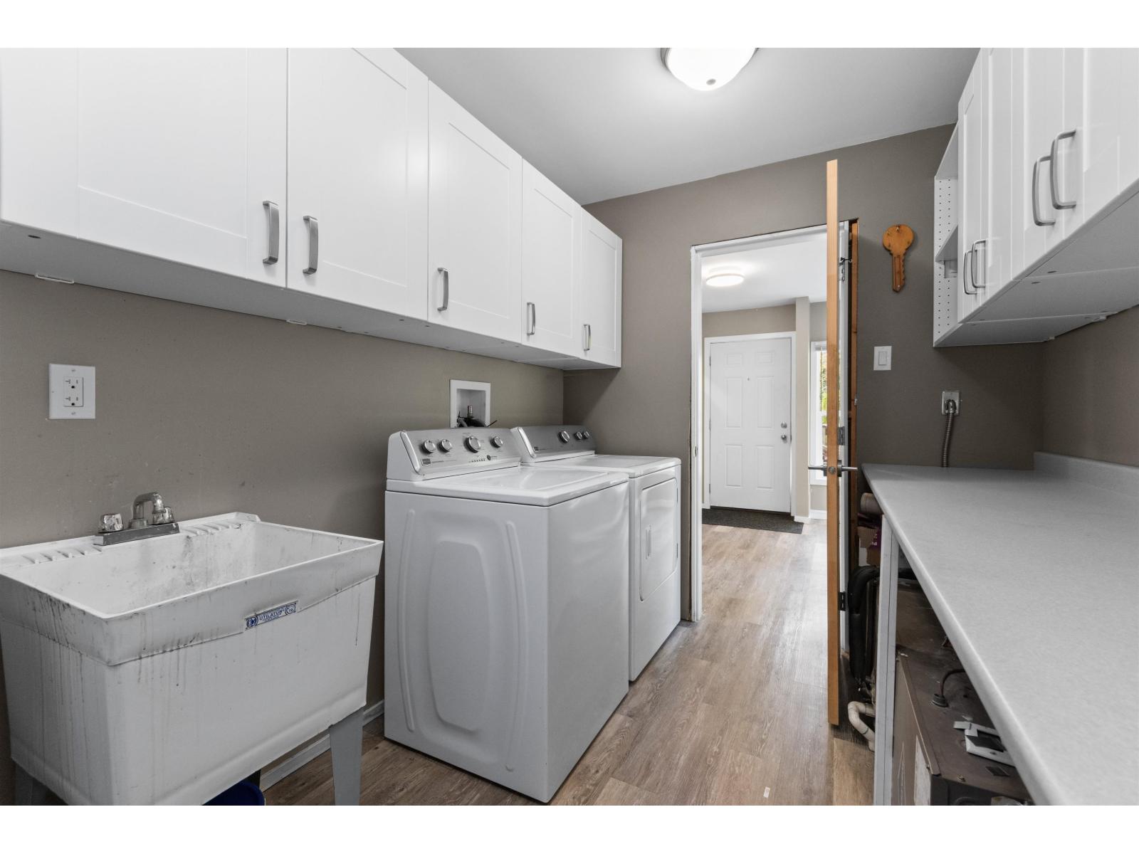 26542 Reynolds Road, Yale 