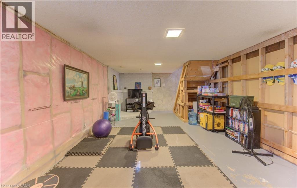 406 Ephraim Street, Kitchener, Ontario  N2B 2C2 - Photo 27 - 40778586