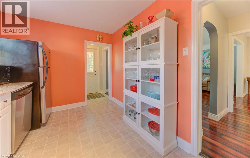 406 Ephraim Street, Kitchener, Ontario  N2B 2C2 - Photo 8 - 40778586