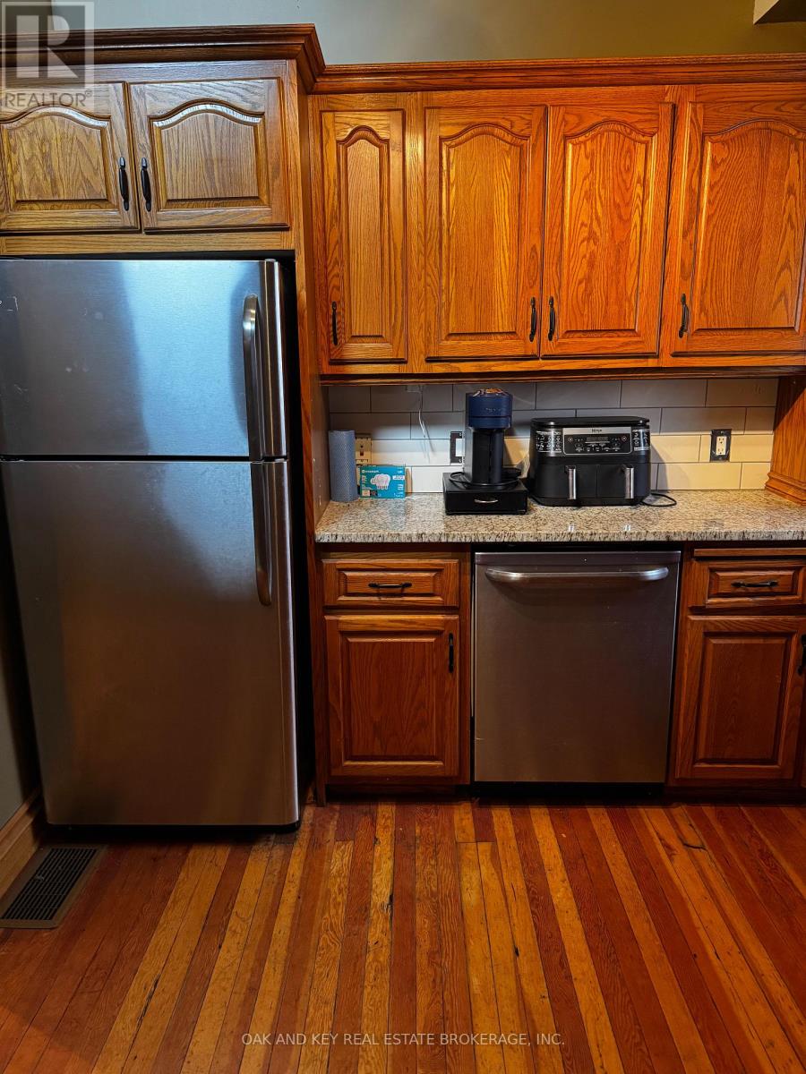 900 Adelaide Street N, London East, Ontario  N5Y 2M5 - Photo 8 - X12460484