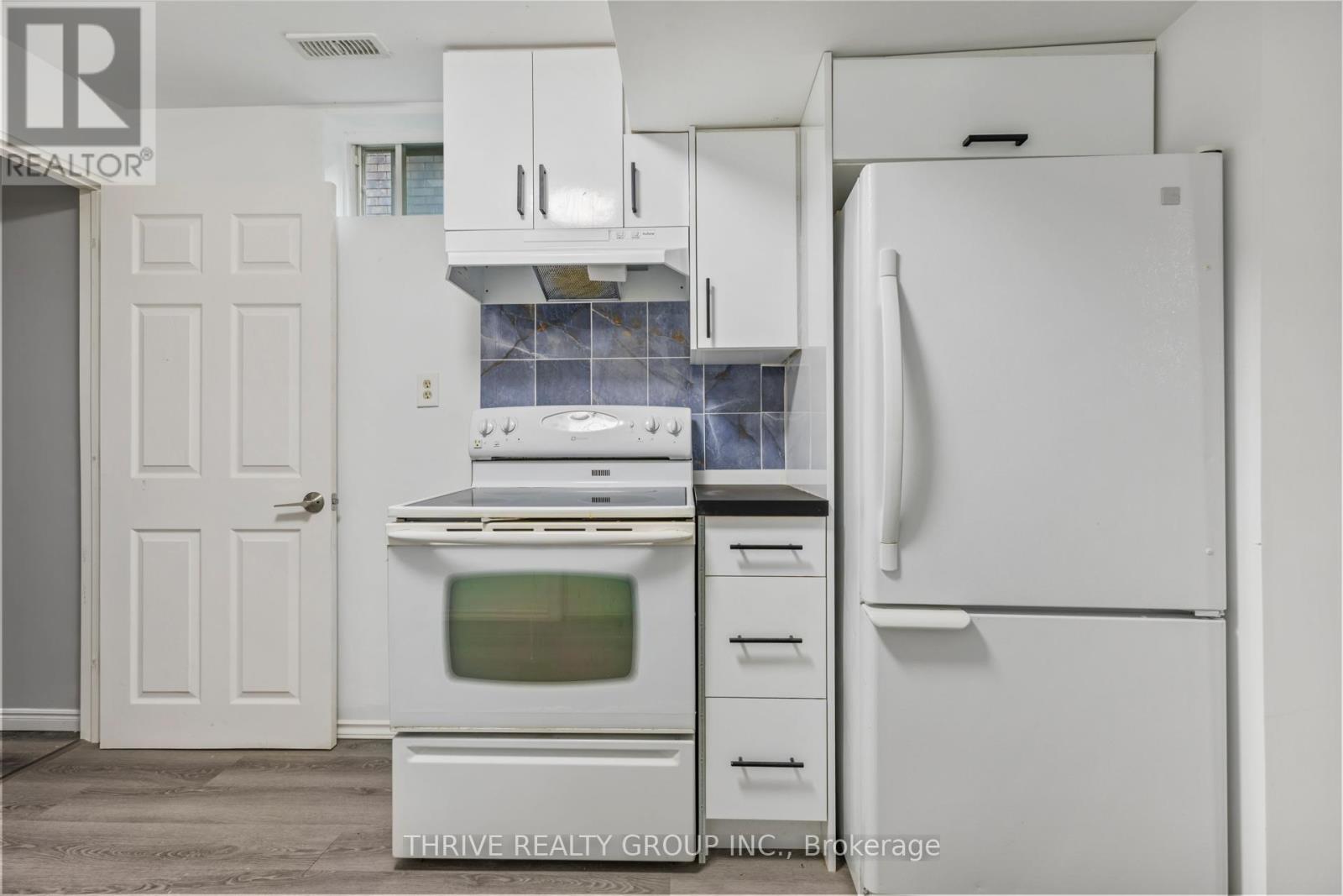 74 Erica Crescent, London South, Ontario  N6E 3P5 - Photo 24 - X12460512